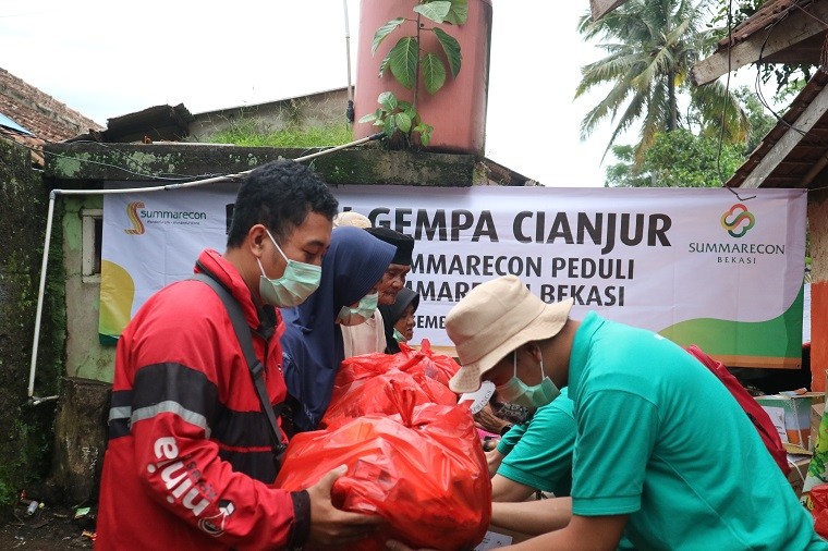 Summarecon Bekasi Peduli Korban Gempa Cianjur
