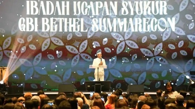 (Tribun) Dedi Mulyadi Resmikan GBI Summarecon Bandung
