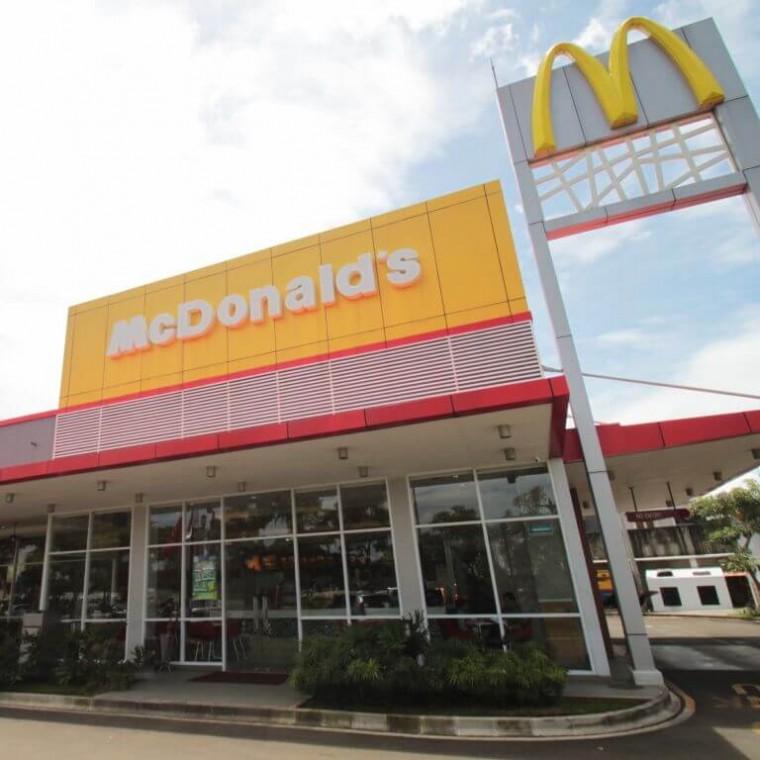  McDonalds Gading Serpong 