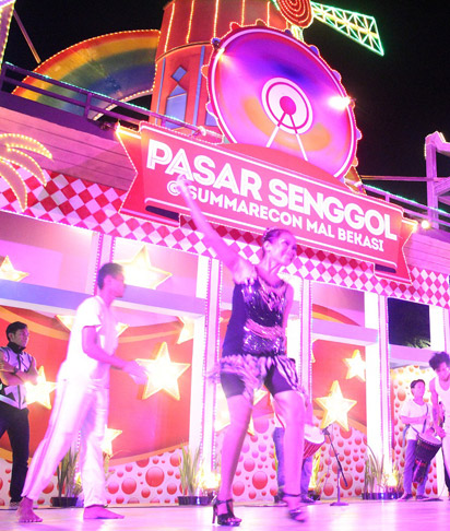 pasar-senggol-summarecon-mal-bekasi-2015