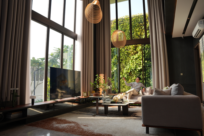  Rumah Terang Tanpa Terasa Panas? Teknologi Ini Mulai Menjadi Standar Hunian Premium 