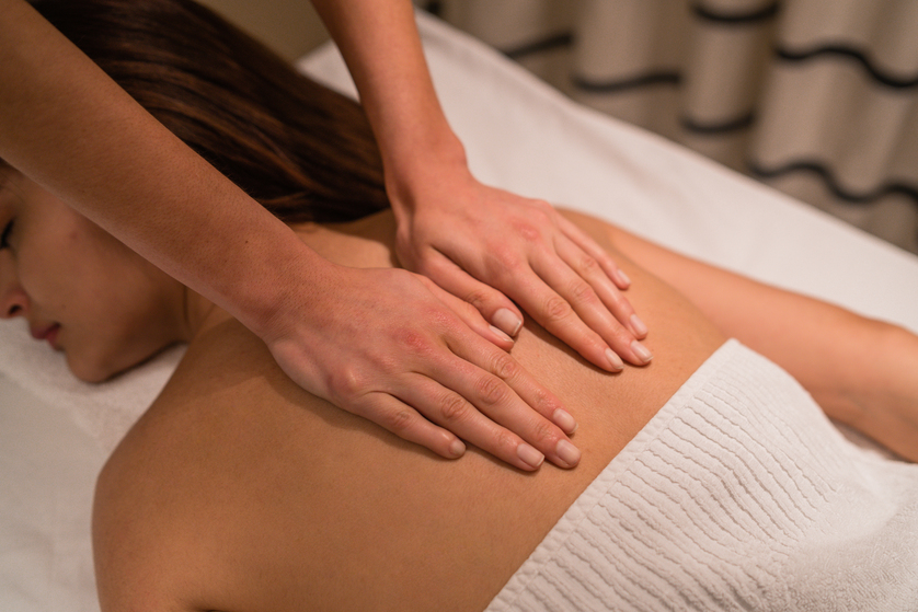  Badan Pegal Setelah Seminggu Kerja? Ini Pilihan Massage di Gading Serpong 