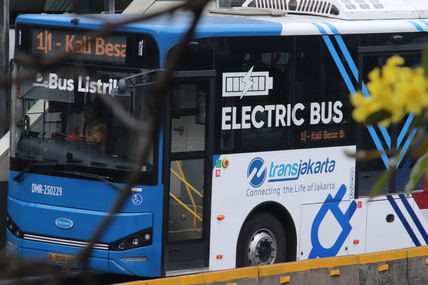  Naik Transportasi Umum dari Gading Serpong ke Jakarta, Memangnya Bisa? Ini Rutenya 