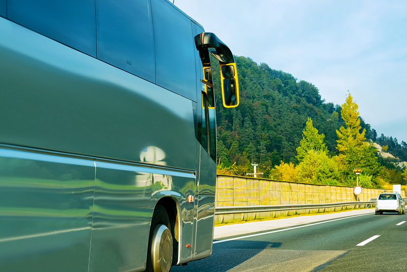  Shuttle Bus Gading Serpong Kini Layani Rute Jakarta hingga Bandung 