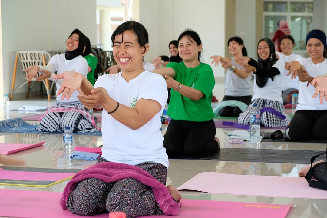 Hidup Sehat Bareng SEKAR Lewat Special Class Yoga