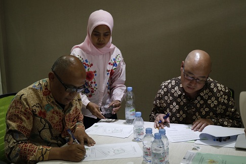 https://images-residence.summarecon.com/images/gallery/article/12286/Pelepasan%20hak%20tanah%20SBD%20ITB%202019%202.jpg