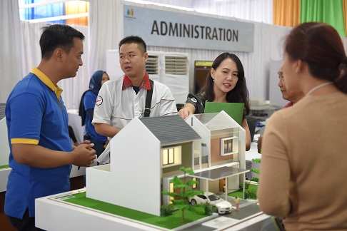 https://images-residence.summarecon.com/images/gallery/article/12295/web%20launching%20denise%205.jpg