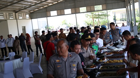 https://images-residence.summarecon.com/images/gallery/article/13333/halalbihalal%20sbd%202019%205.JPG