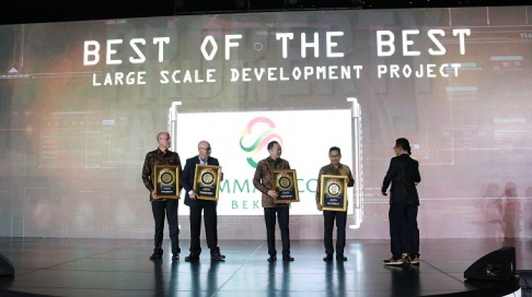 https://images-residence.summarecon.com/images/gallery/article/13491/thumb/3%20sbd%20golden%20awards%202019.jpg