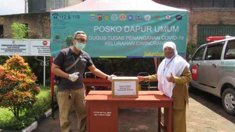 https://images-residence.summarecon.com/images/gallery/article/13640/thumb/Thumb%20sembako%20warga%20SBD%202020%201.jpg
