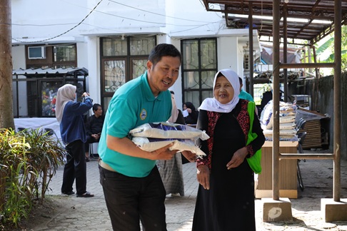 https://images-residence.summarecon.com/images/gallery/article/17185/SBDBerasRancanumpang7small.jpg