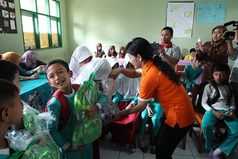 https://images-residence.summarecon.com/images/gallery/article/5751/Paket%20Sekolah%20SBD%202.jpg