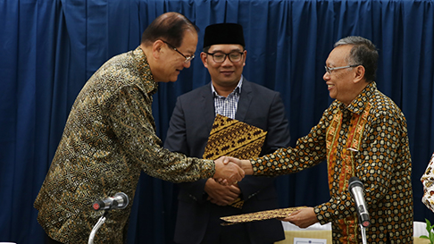 https://images-residence.summarecon.com/images/gallery/article/5880/ramah%20tamah%20ITB%208.jpg